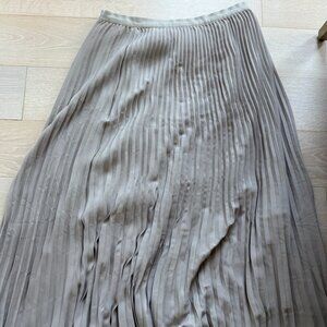 Aritzia Tiered Maxi Skirt